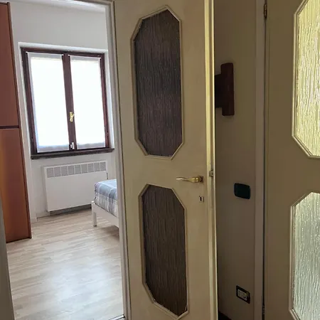 A Due Passi Dal